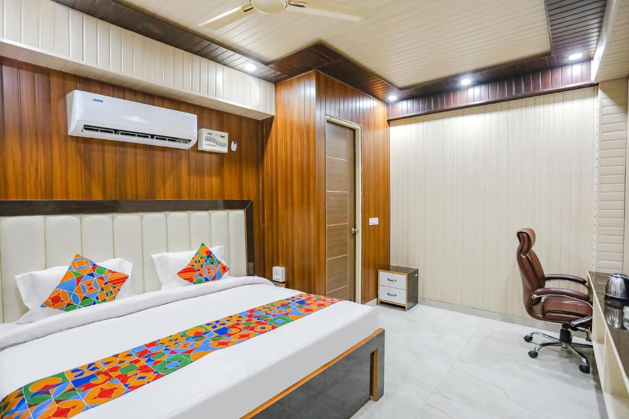 Fabhotel Jms Residency Dehradun Exterior foto